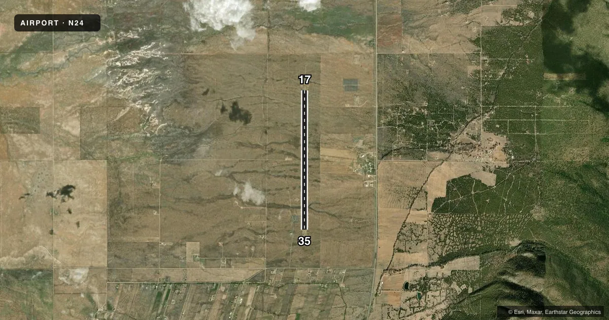 Top-down satellite sketch of N24 QUESTA MUNI NR 2 in QUESTA, NEW MEXICO, showing runways 17/35 drawn to scale over Esri World Imagery