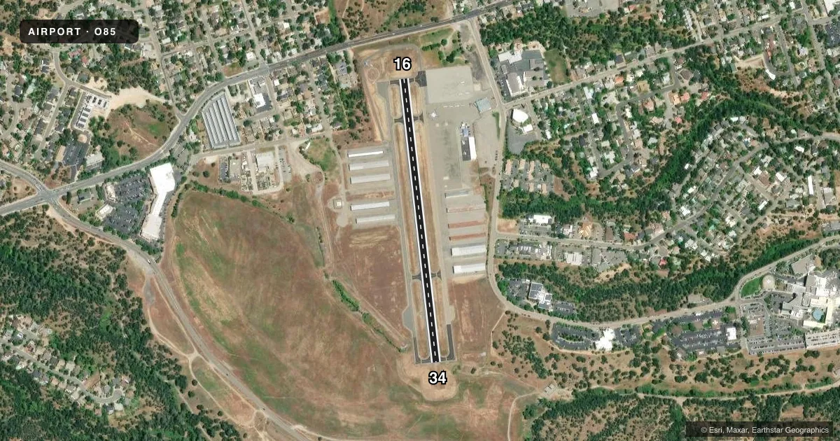Top-down satellite sketch of O85 BENTON FLD in REDDING, CALIFORNIA, showing runways 16/34 drawn to scale over Esri World Imagery