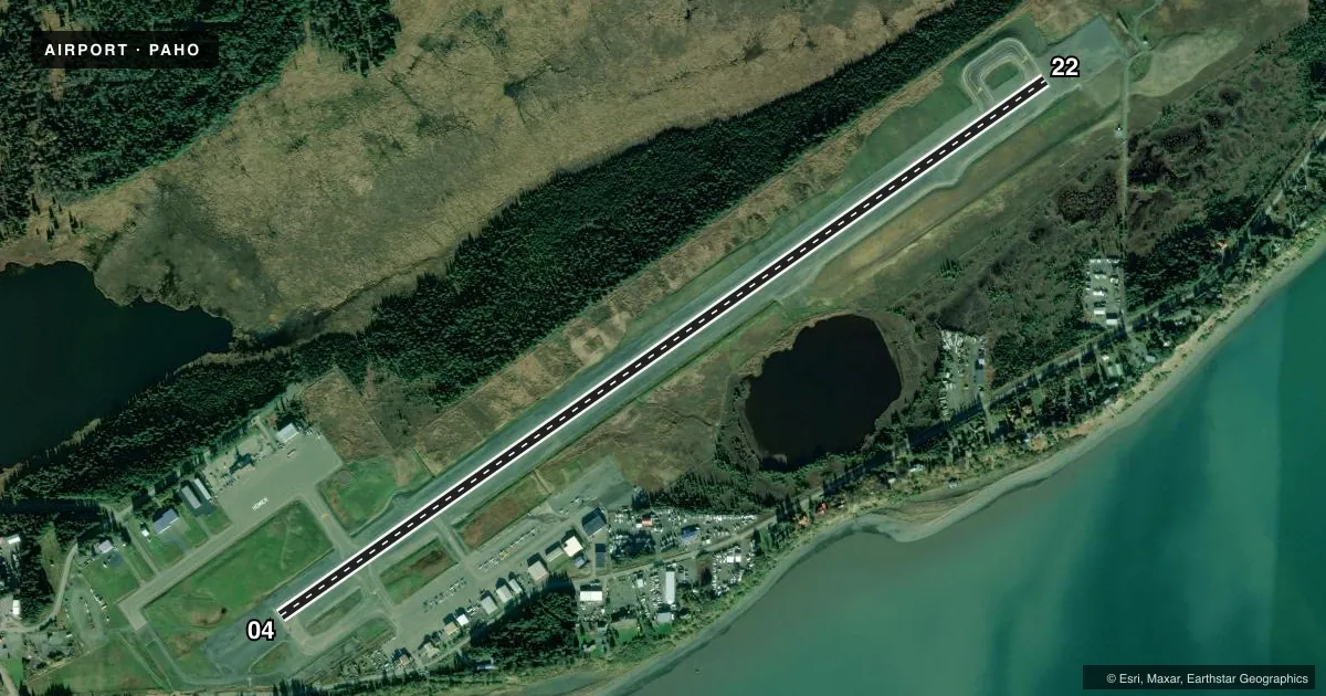 Top-down satellite sketch of PAHO HOMER in HOMER, ALASKA, showing runways 04/22 drawn to scale over Esri World Imagery