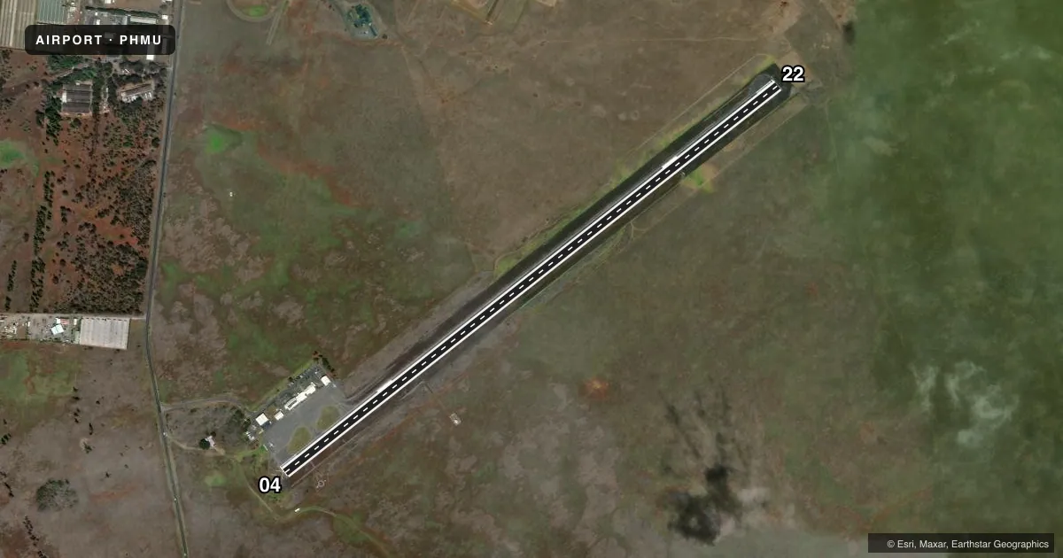 Top-down satellite sketch of PHMU WAIMEA-KOHALA in KAMUELA, HAWAII, showing runways 04/22 drawn to scale over Esri World Imagery