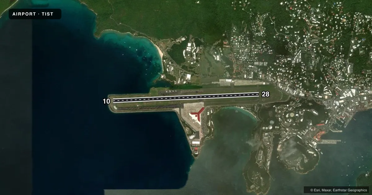 Top-down satellite sketch of TIST CYRIL E KING in CHARLOTTE AMALIE, VIRGIN ISLANDS, showing runways 10/28 drawn to scale over Esri World Imagery