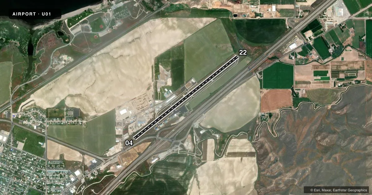 Top-down satellite sketch of U01 SAVAGE FLD in AMERICAN FALLS, IDAHO, showing runways 04/22 drawn to scale over Esri World Imagery