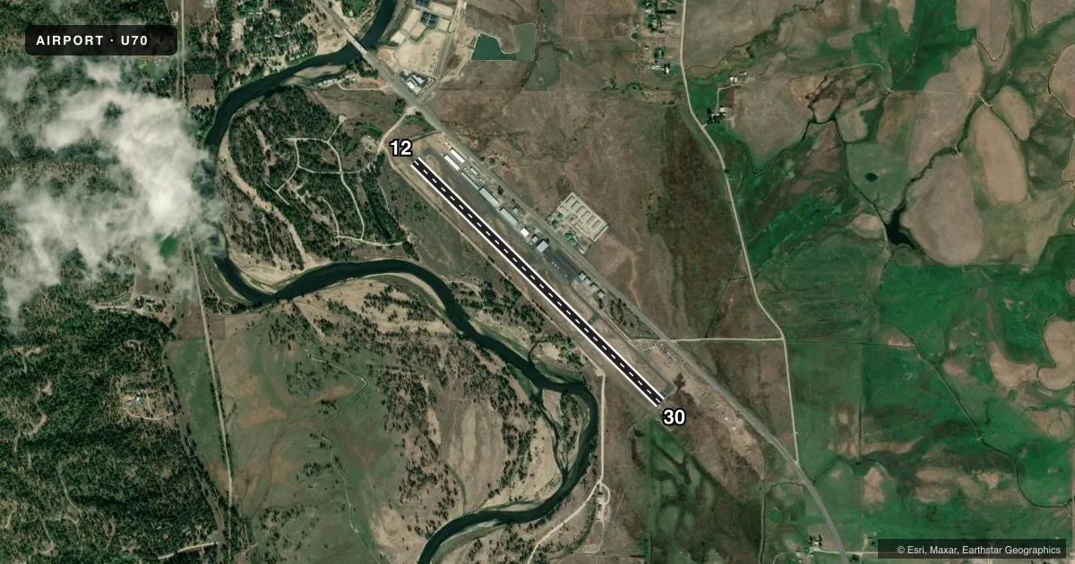 Top-down satellite sketch of U70 CASCADE in CASCADE, IDAHO, showing runways 12/30 drawn to scale over Esri World Imagery