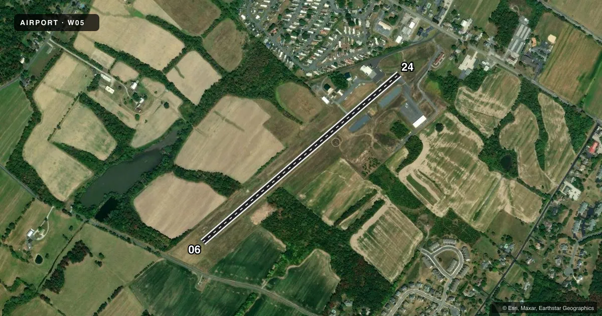 Top-down satellite sketch of W05 GETTYSBURG RGNL in GETTYSBURG, PENNSYLVANIA, showing runways 06/24 drawn to scale over Esri World Imagery